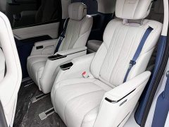 Toyota 2.0T Six-Seat Yun Shi Edition - ფოტო 7