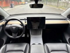 Tesla Model Y Rear-Wheel Drive - ფოტო 5