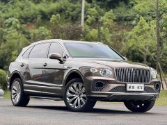 Bentley Bentayga 4.0T V8 Long Wheelbase Elegance Edition - ფოტო 3
