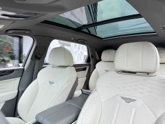 Bentley Bentayga 4.0T V8 Long Wheelbase Elegance Edition - ფოტო 4