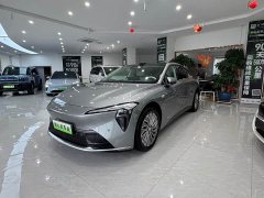 Buick Zhijing L7 Extended Range Avvia - ფოტო 1