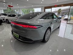 Buick Zhijing L7 Extended Range Avvia - ფოტო 12