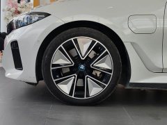 BMW i3 eDrive 40 L Night Sport Package - ფოტო 17