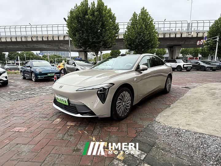 Buick Zhijing L7 Extended Range Avvia