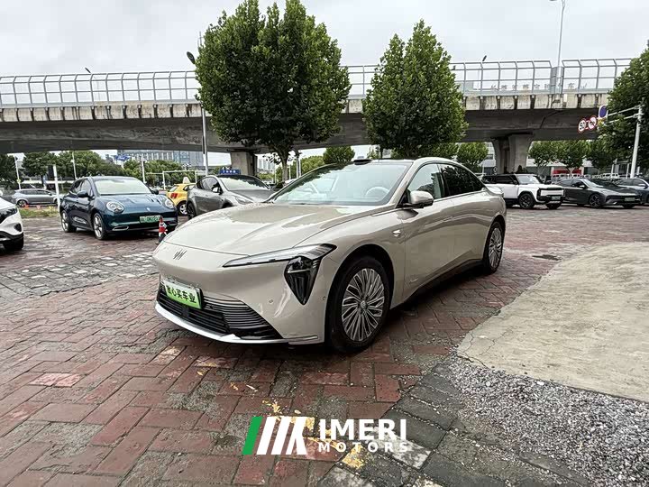 Buick Zhijing L7 Extended Range Avvia - ავტომობილი ჩინეთიდან
