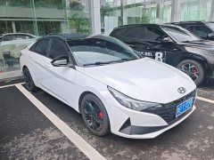 Hyundai Elantra 2022 1.5L CVT 20th Anniversary Edition - ფოტო 2