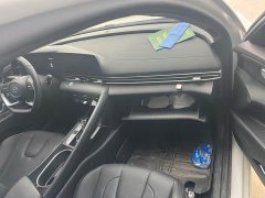 Hyundai Elantra 1.5L CVT Luxury - ფოტო 4