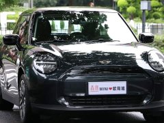 BMW 2024 Electric MINI Cooper 456km COOPER E Classic Edition - ფოტო 3