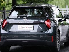 BMW 2024 Electric MINI Cooper 456km COOPER E Classic Edition - ფოტო 4