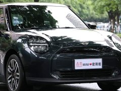 BMW 2024 Electric MINI Cooper 456km COOPER E Classic Edition - ფოტო 7