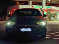 Volkswagen Magotan 2020 330TSI DSG Luxury - ფოტო 2