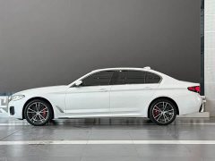 BMW 5 Series 530Li Premier M Sport Package - ფოტო 4