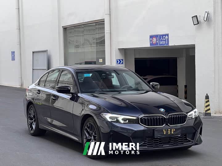 BMW 3 Series 330i M Sport Night Edition Package - ავტომობილი ჩინეთიდან