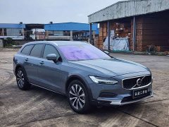 Volvo V90 Cross Country B5 AWD Intelligent Remote Edition - ფოტო 3