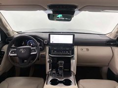 Toyota Land Cruiser (Imported) LC300 2025 3.5T Automatic - ფოტო 12
