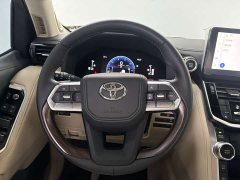 Toyota Land Cruiser (Imported) LC300 2025 3.5T Automatic - ფოტო 15
