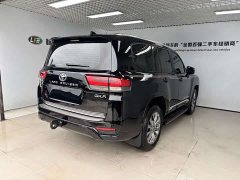 Toyota Land Cruiser (Imported) LC300 2025 3.5T Automatic - ფოტო 6