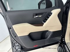Toyota Land Cruiser (Imported) LC300 2025 3.5T Automatic - ფოტო 9