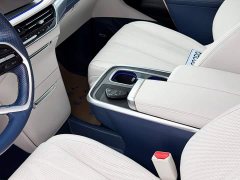 Toyota 2023 2.0T Six-Seat Yun Shi Edition - ფოტო 4