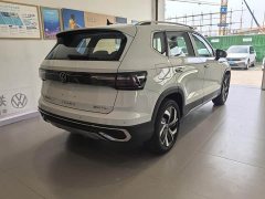 Volkswagen Touareg 2026 300TSI Two-Wheel Drive Full Moon Edition - ფოტო 14