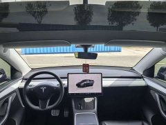 Tesla Model Y Long Range All-Wheel Drive - ფოტო 6