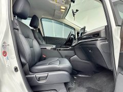 Honda Odyssey 2.0L e:HEV Sharp Comfort Edition - ფოტო 11