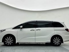 Honda Odyssey 2.0L e:HEV Sharp Comfort Edition - ფოტო 8