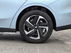 Geely Galaxy L6 EM-i 140km Starship Edition - ფოტო 13