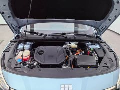 Geely Galaxy L6 EM-i 140km Starship Edition - ფოტო 9