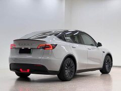 Tesla Model Y Standard Range RWD - ფოტო 4