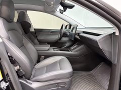 Tesla Model Y Rear-Wheel Drive - ფოტო 11