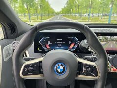 BMW iX xDrive50 - ფოტო 13