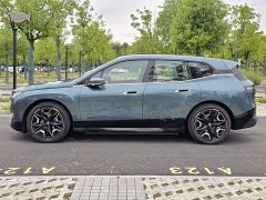 BMW iX xDrive50 - ფოტო 7