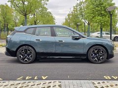 BMW iX xDrive50 - ფოტო 8