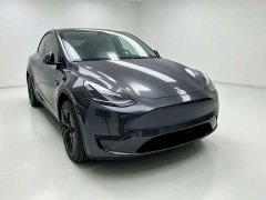 Tesla Model Y Rear-Wheel Drive - ფოტო 3