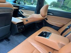 Toyota Avalon Hybrid 2.0L Luxury - ფოტო 13