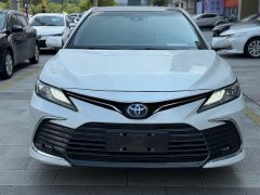 Toyota Camry 2021 Hybrid Luxury - ფოტო 2