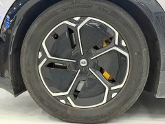 Xiaomi YU7 Four-Wheel Drive Max Edition - ფოტო 15