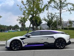 HiPhi Z Five-Seater - ფოტო 4