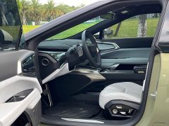 HiPhi Z Five-Seater - ფოტო 9