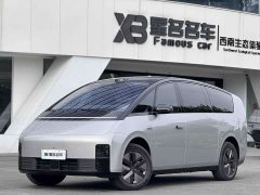 Li Auto MEGA Home Family Edition - ფოტო 1
