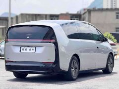 Li Auto MEGA Home Family Edition - ფოტო 13