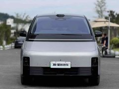 Li Auto MEGA Home Family Edition - ფოტო 2