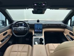 NIO ES8 2020 580KM Six-Seater - ფოტო 13