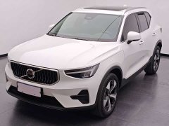 Volvo XC40 2026 B4 AWD Smart Remote Luxury Edition - ფოტო 1