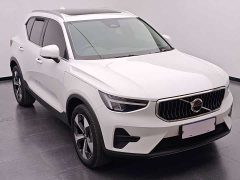 Volvo XC40 2026 B4 AWD Smart Remote Luxury Edition - ფოტო 3