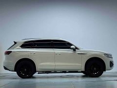 Volkswagen Touareg 2022 2.0TSI Ruishang Edition - ფოტო 15