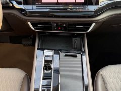 Volkswagen Viloran 330TSI Luxury - ფოტო 13