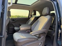 Volkswagen Viloran 330TSI Luxury - ფოტო 6