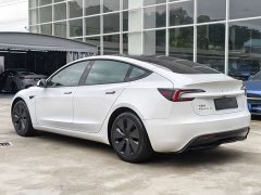 Tesla Model 3 2023 Rear-Wheel Drive - ფოტო 3